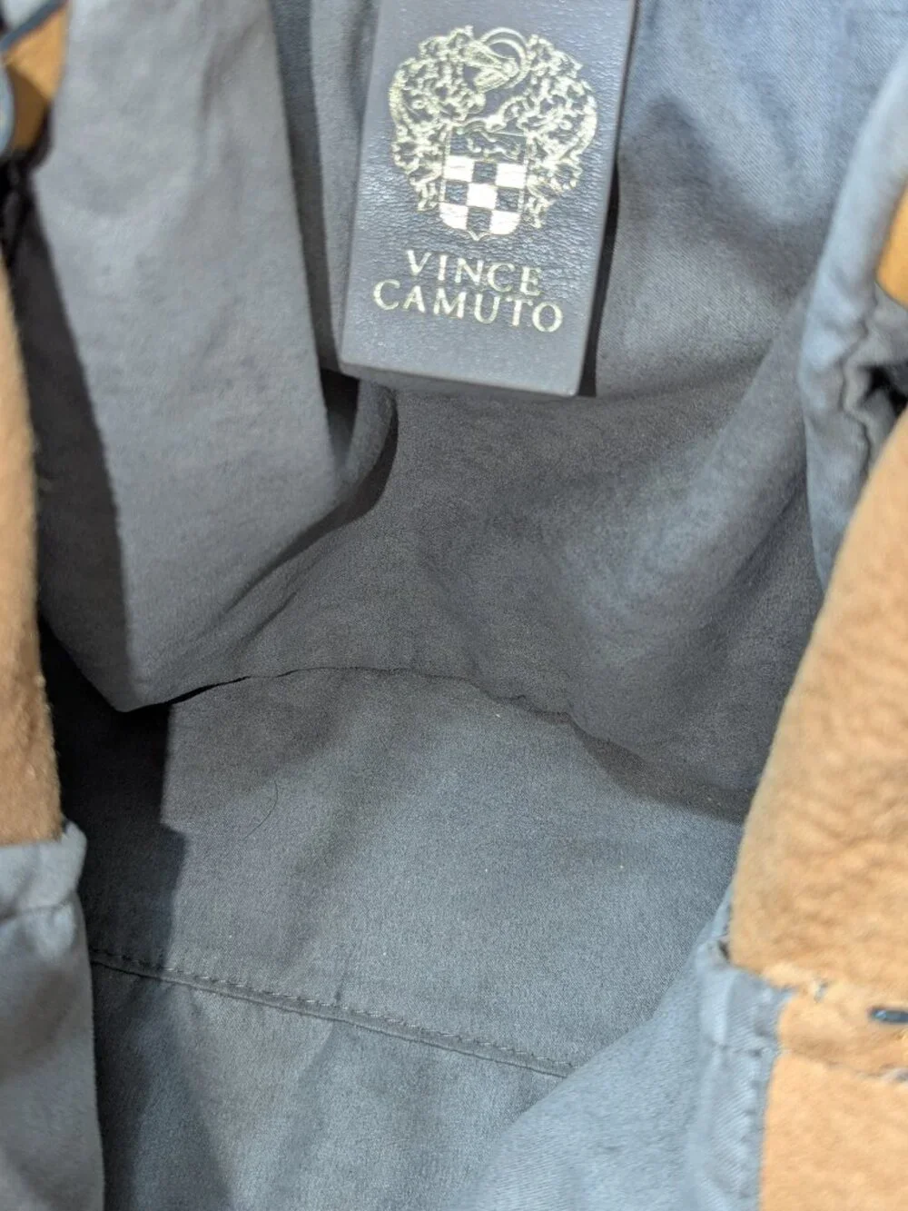 Vince Camuto pebbled leather convertible. EUC! - Picture 2 of 9